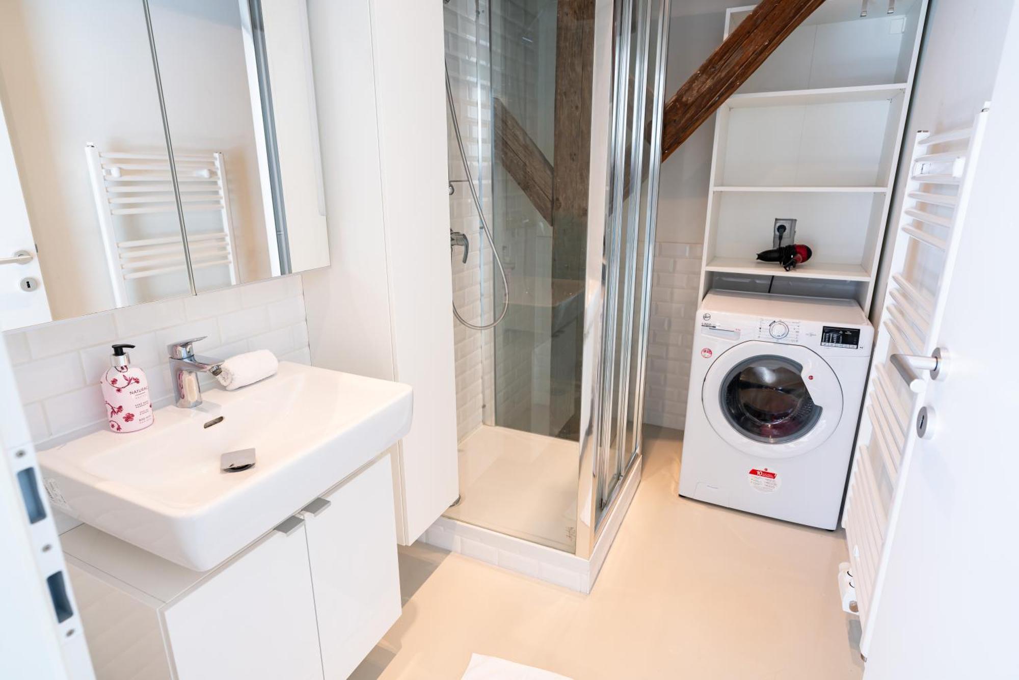 Central Living Apartments - Berggasse فيينا المظهر الخارجي الصورة